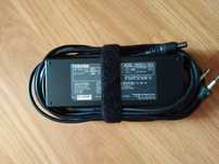 Carregador para portátil de 90W - 15V/6A como novo