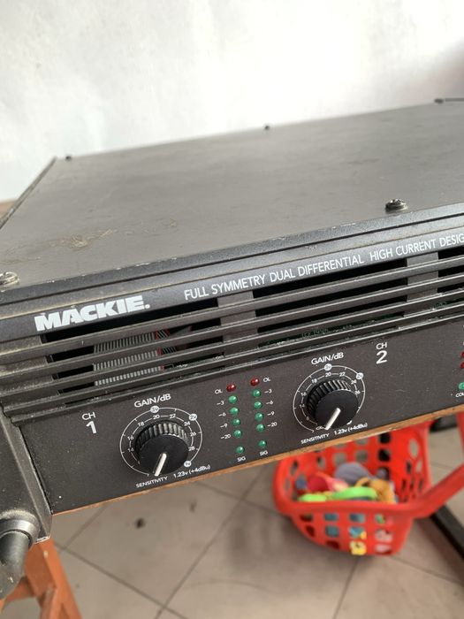 Підсилювач Mackie USA