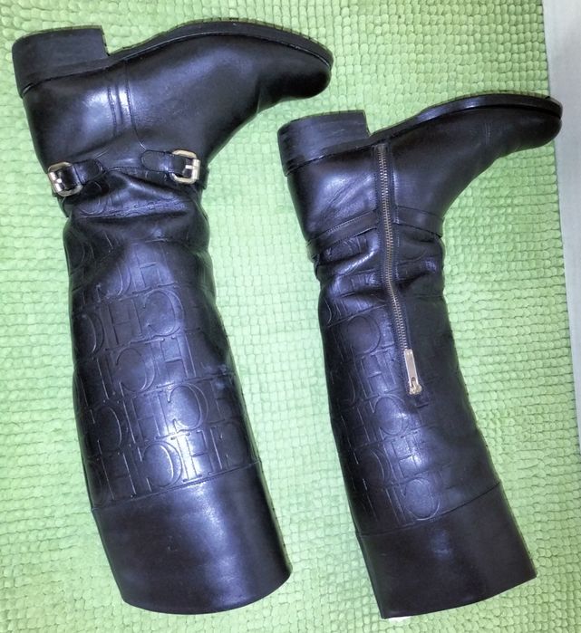 Botas em Pele Marca Carolina Herrera