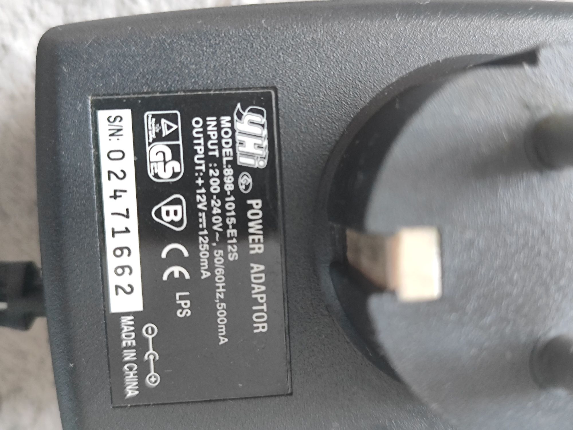 Блок питания 12V, 1250mA