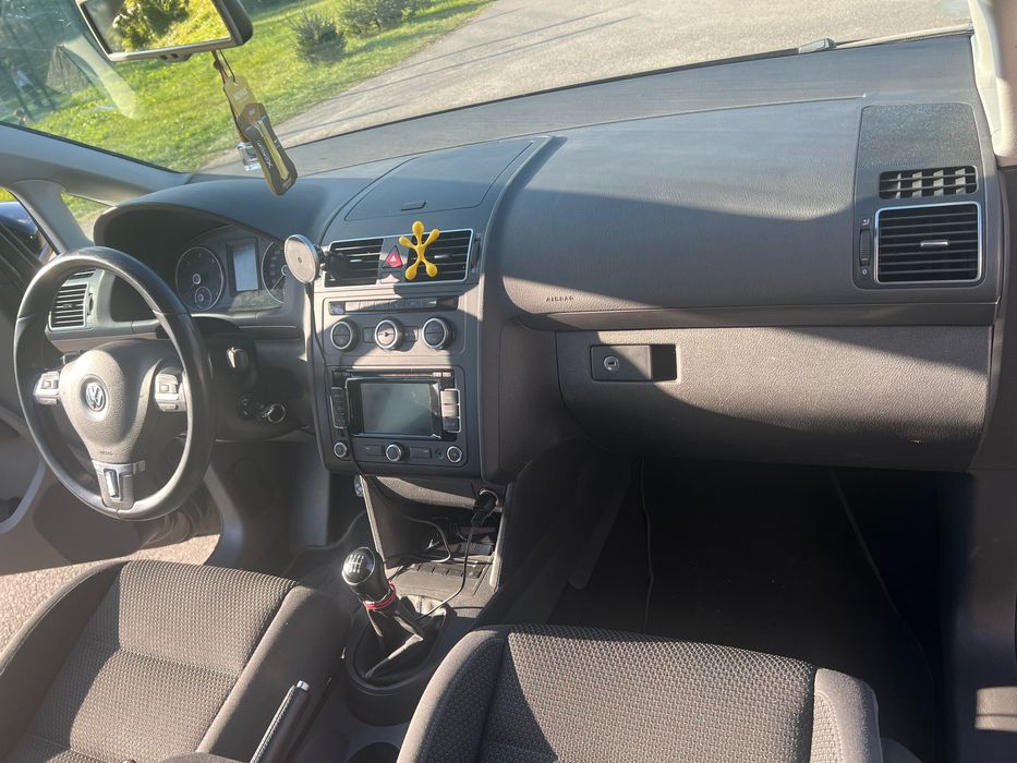 Volkswagen Touran 2015