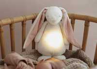 Moonie POWDER szumiący królik szumiś z lampką nocną melodyjki szumy