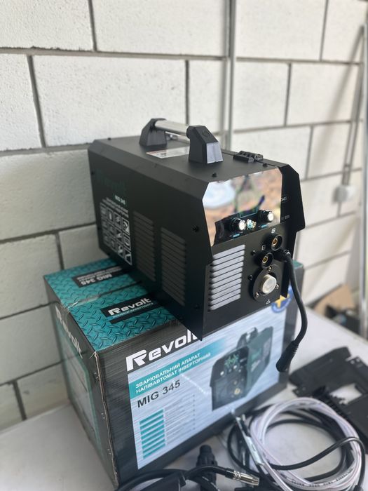 Сварочный полуавтомат Revolt MIG 345