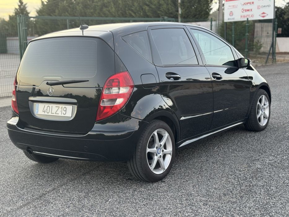 Mercedes A180D para venda em excelente estado de conservação
