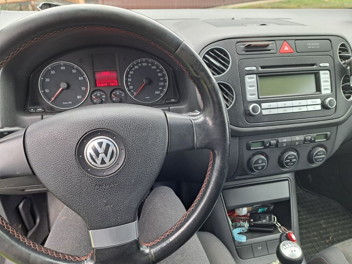 Volkswagen Golf v plus Mpi 102km