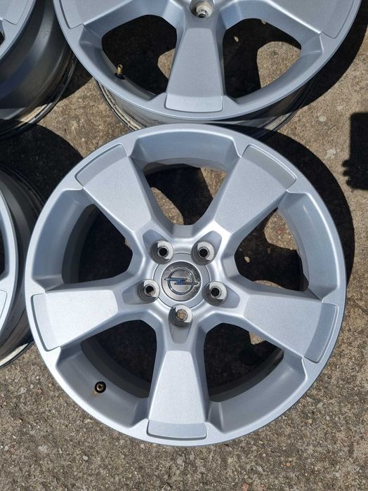 FELGI ALUMINIOWE 5x115 R18" 7Jx 18 ET45 OPEL Antara Zafira C TPMS FA73
