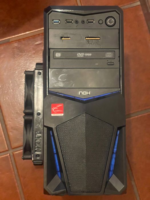 PC completo para peças