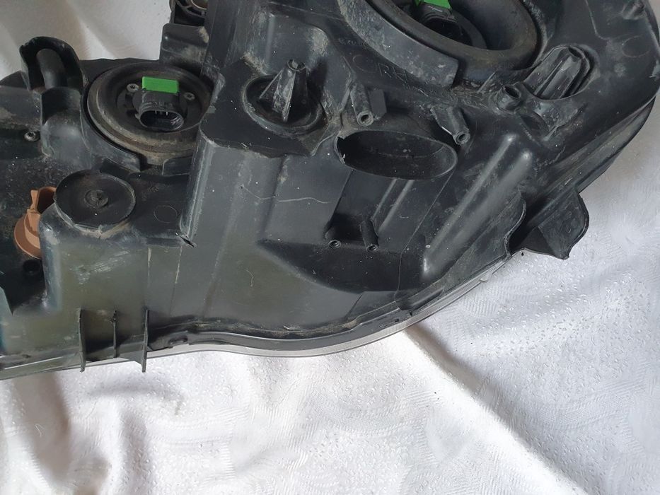 Lampa prawa przednia Chrysler Grand Voyager przód