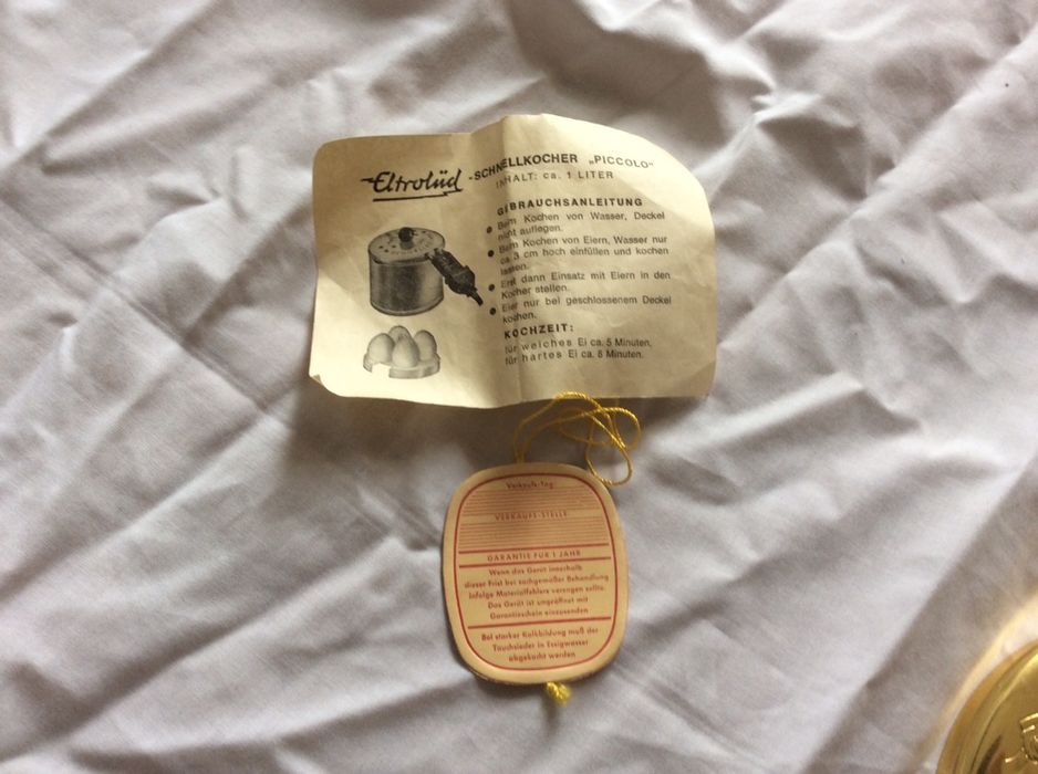 Maquina de cozer ovos antiga