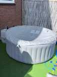 Jacuzzi Insuflável