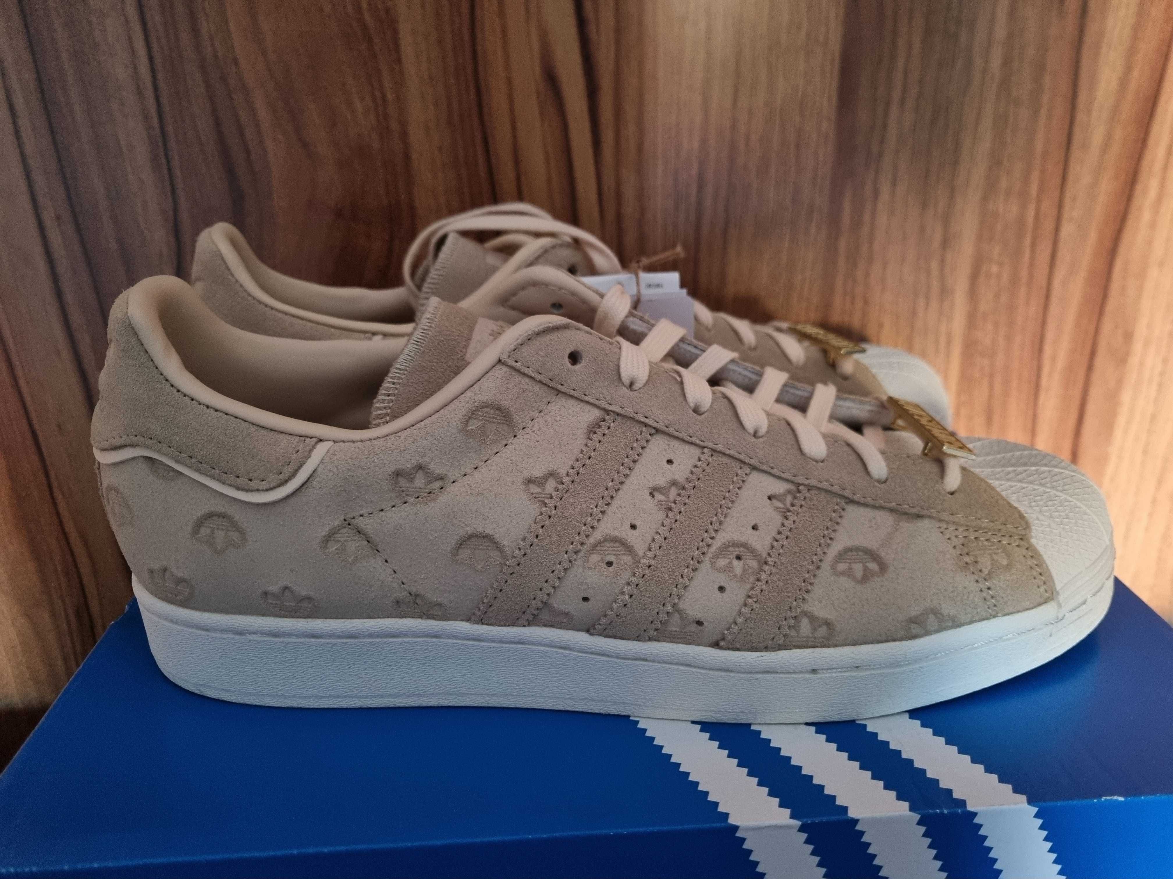 Nowe Buty Adidas Superstar Savanna r. 43 1/3 GY0027