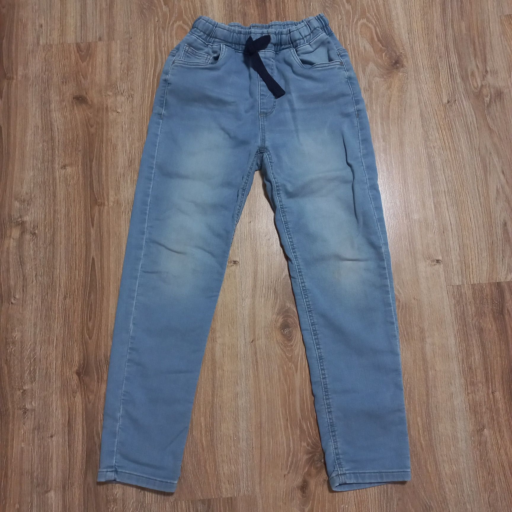 Spodnie jeansy reserved 152
