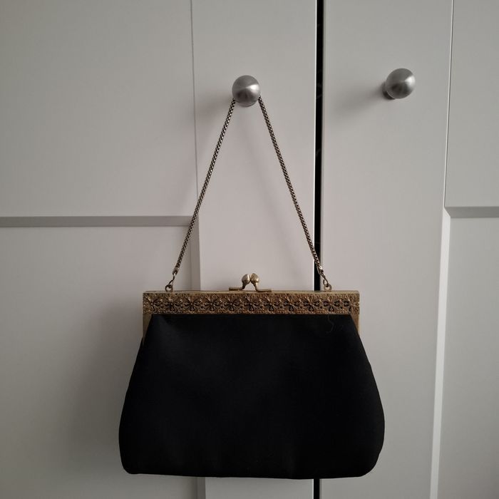 Mała torebka do ręki vintage na złotym łańcuszku /portmonetka