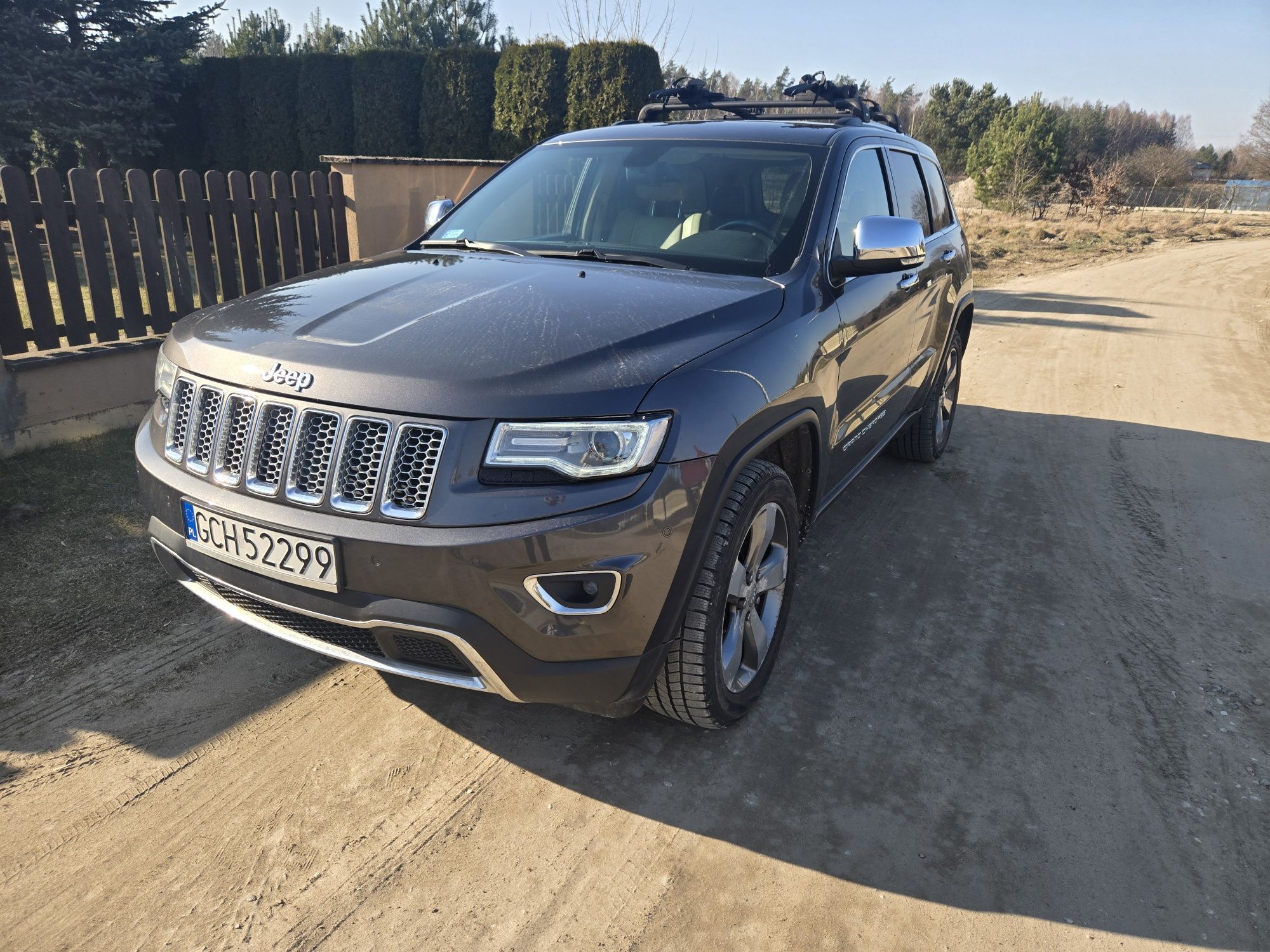 Jeep Grand Cherokee 2013 Polski salon bagażnik Thule