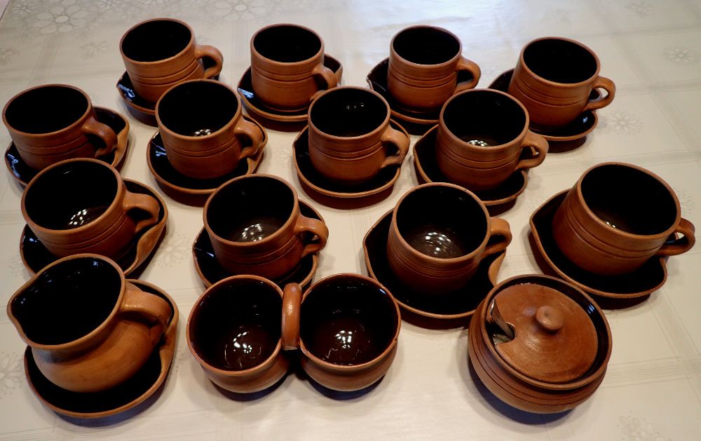 Zestaw hand made serwis z gliny rękodzieło kubki talerzyki dzbanuszek