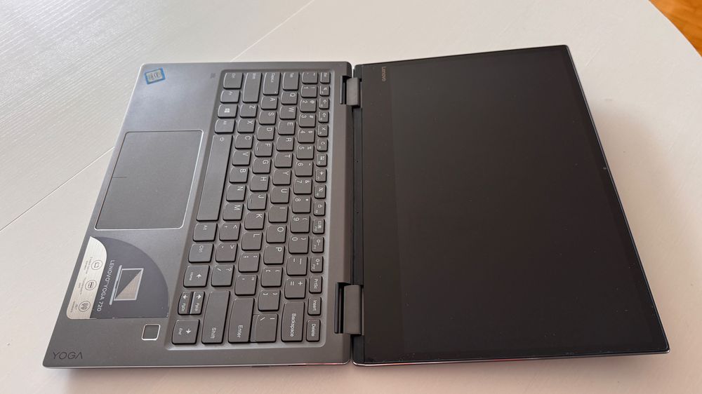 Laptop 2 w 1, Lenovo Yoga 720 13,3" i7 /8GB/ 256GB SSD/ DOTYK/ RYSIK