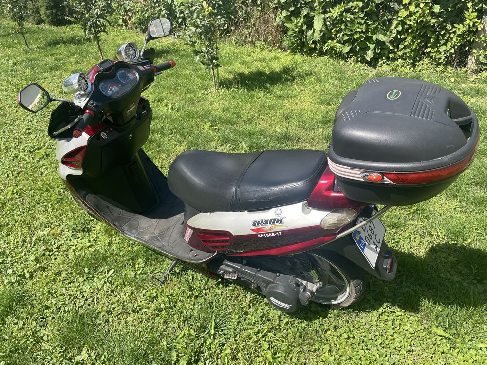 SPARK 150 кубів 2012р.