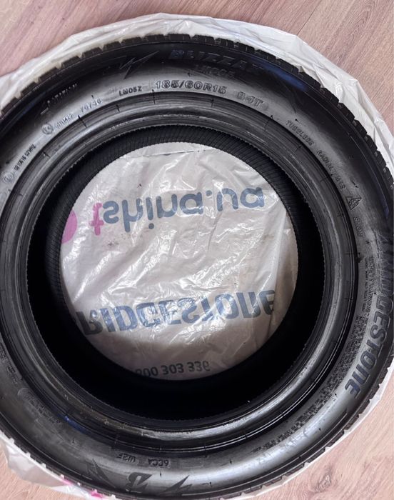 Зимові шини Bridgestone Blizzak LM005