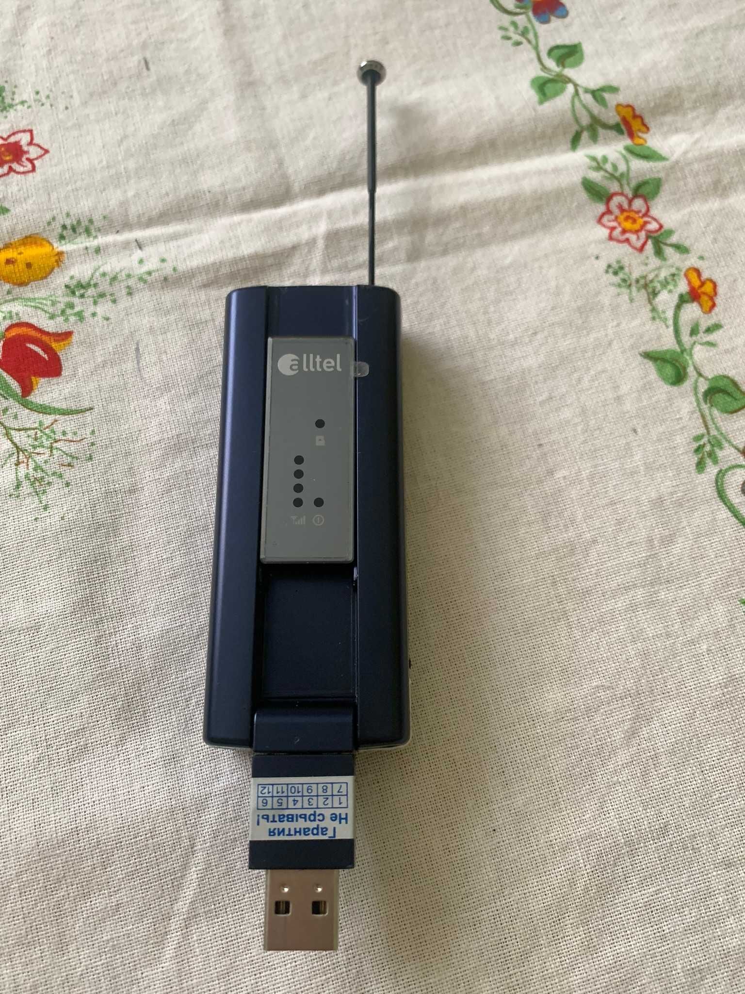 3G USB модем Pantech UM150