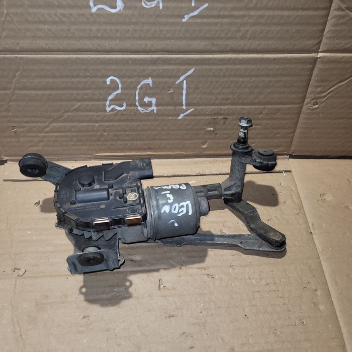 Mechanizm wycieraczek przód prawy seat Leon II 2007r