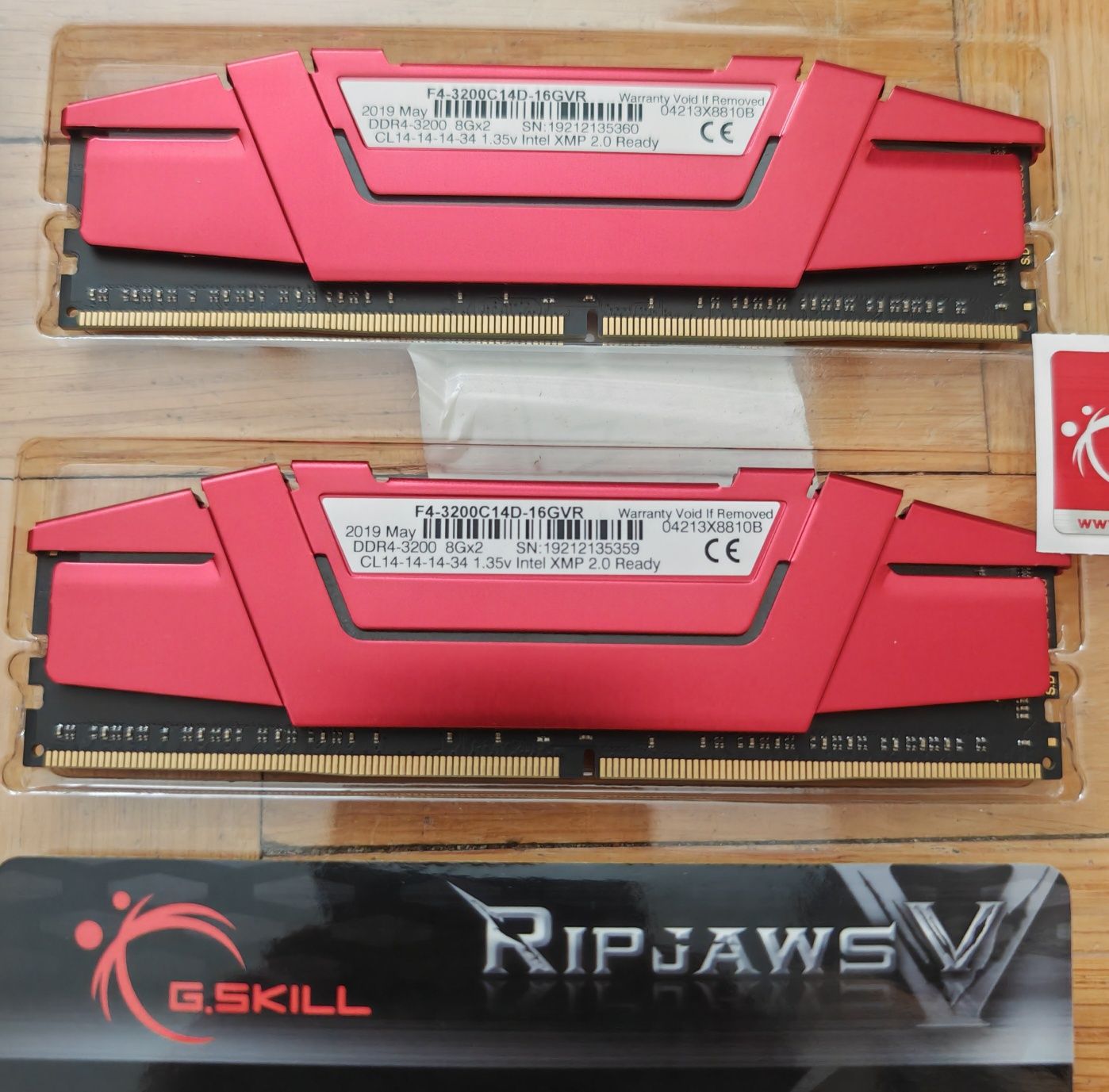 Pamięć 16GB (2x8) DDR4 CL14 G.Skill Ripjaws V  3200MHz Rar !!