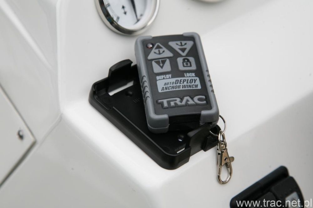 winda kotwiczna na pilota SeaSide 40 Trac - max 20 kg / łodź max 7 m