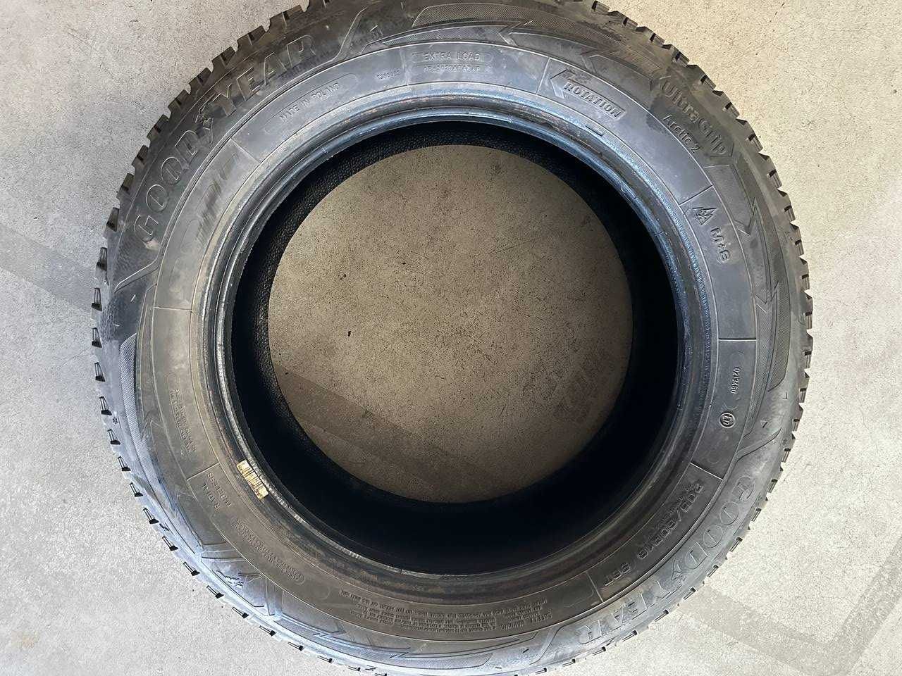 Зимові шини /резина зимняя 205 60 R16 Goodyear +Nokian