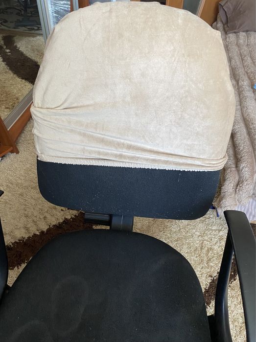 Чохол на стілець