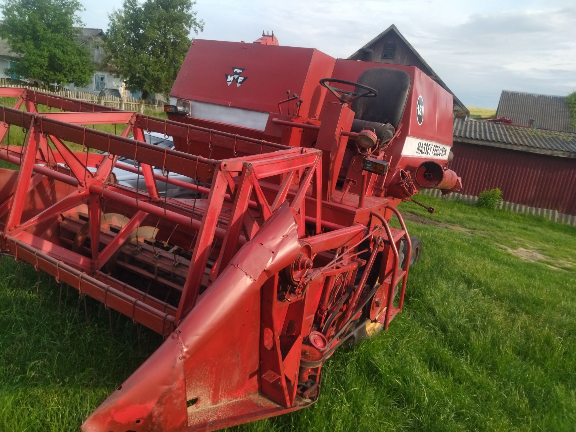 Massey Ferguson 187 по запчастинах