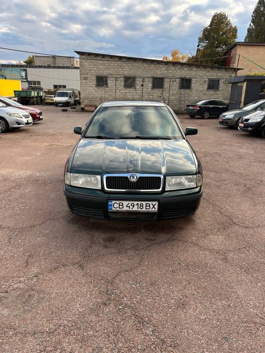 Skoda octavia tour 1.6mpi газ/бензин