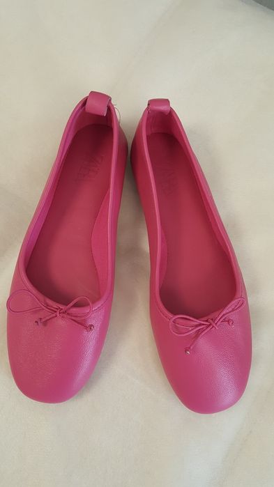 Балетки ZARA шкіряні