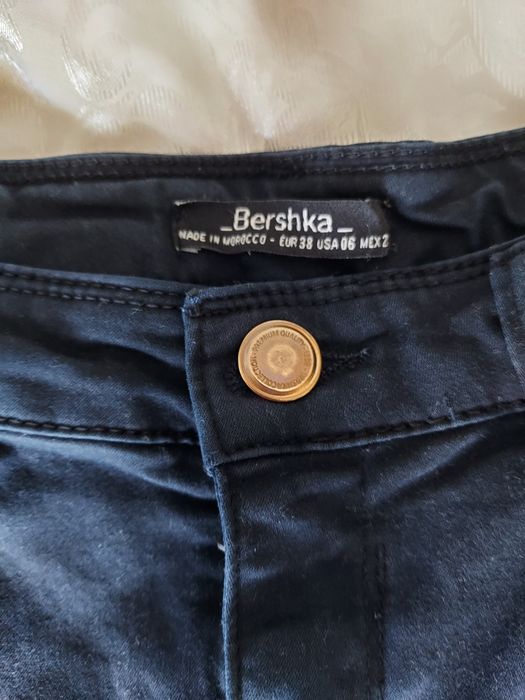 Штаны Bershka 38 размер