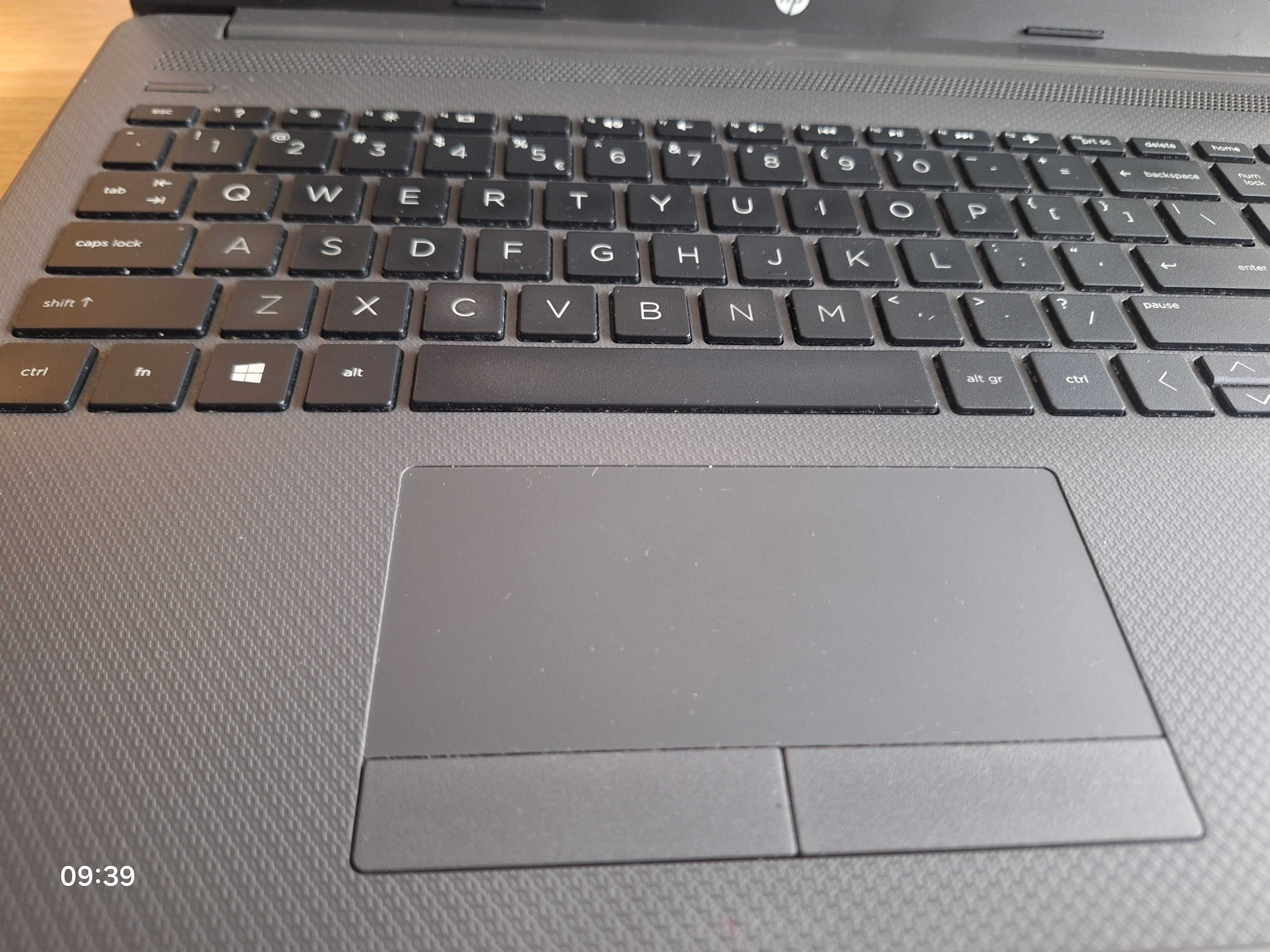 Laptopa HP 255 G7 15,6'' Full HD 8GB SSD 256GB Win10 Jak nowy