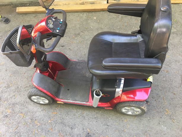 Wózek skuter inwalidzki elektryczny