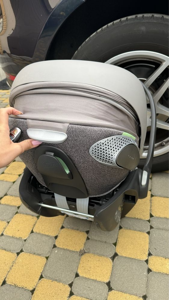 Cybex Cloud T i-size mirage grey автокрісло+адаптери