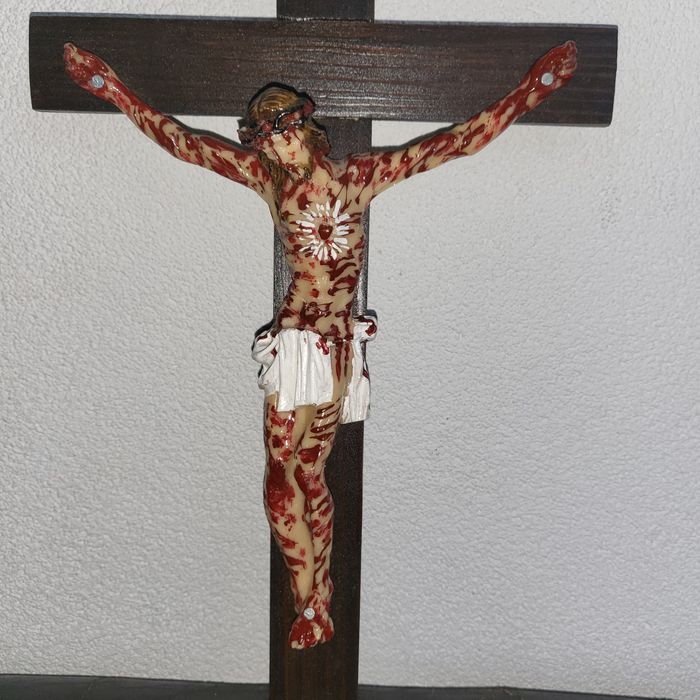 Krzyż Pasyjny Serca Jezusowego Końca Czasów 33cm