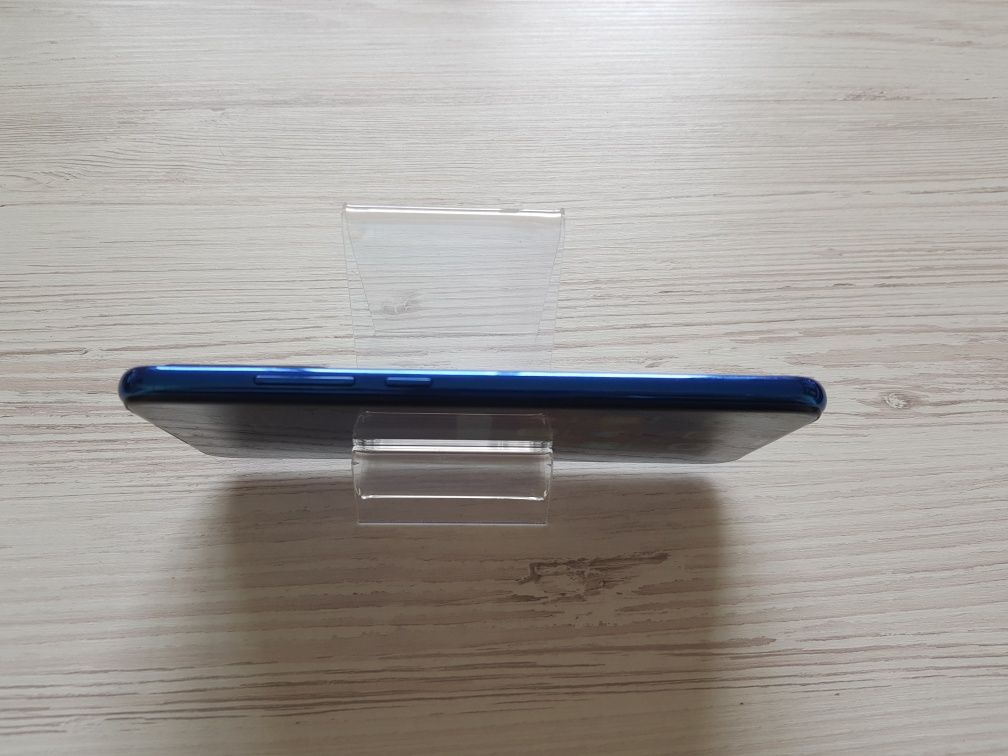 Смартфон Xiaomi Redmi Note 8