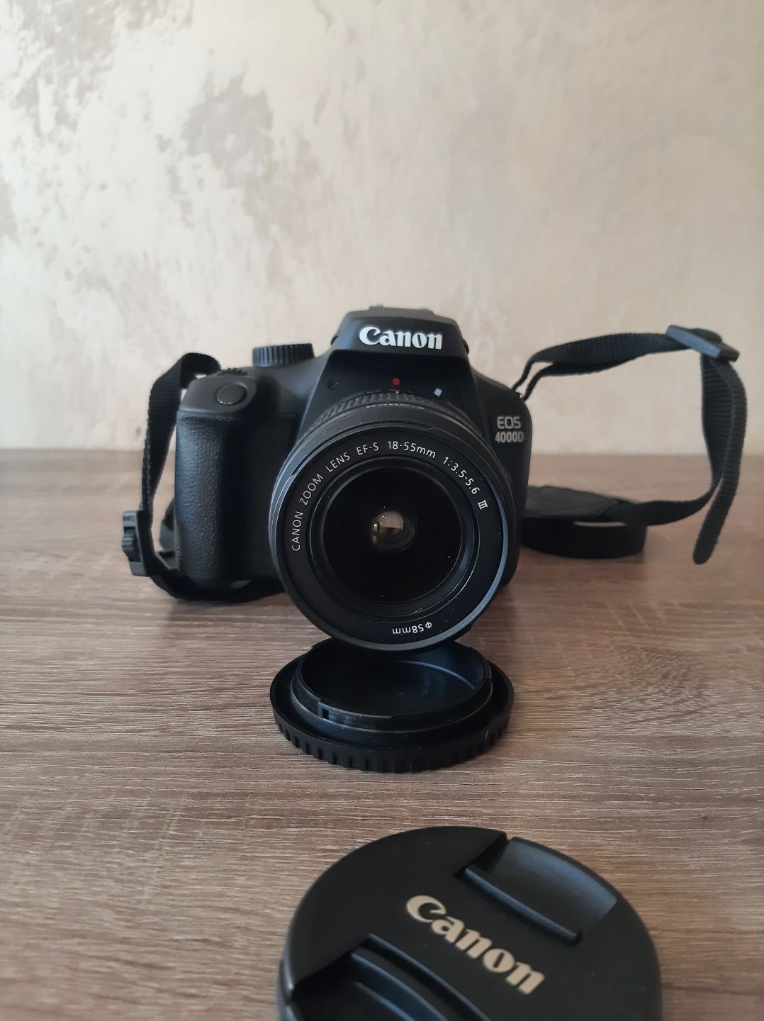 Дзеркальна камера Canon eos 4000d

Матрица

Разрешение матрицы18 МпРаз