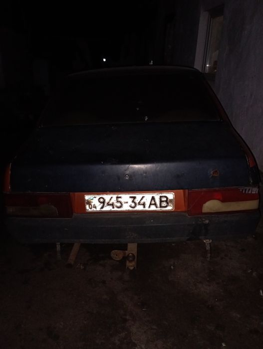 Продаю машину на запчасти но вона на ходу газ бензин