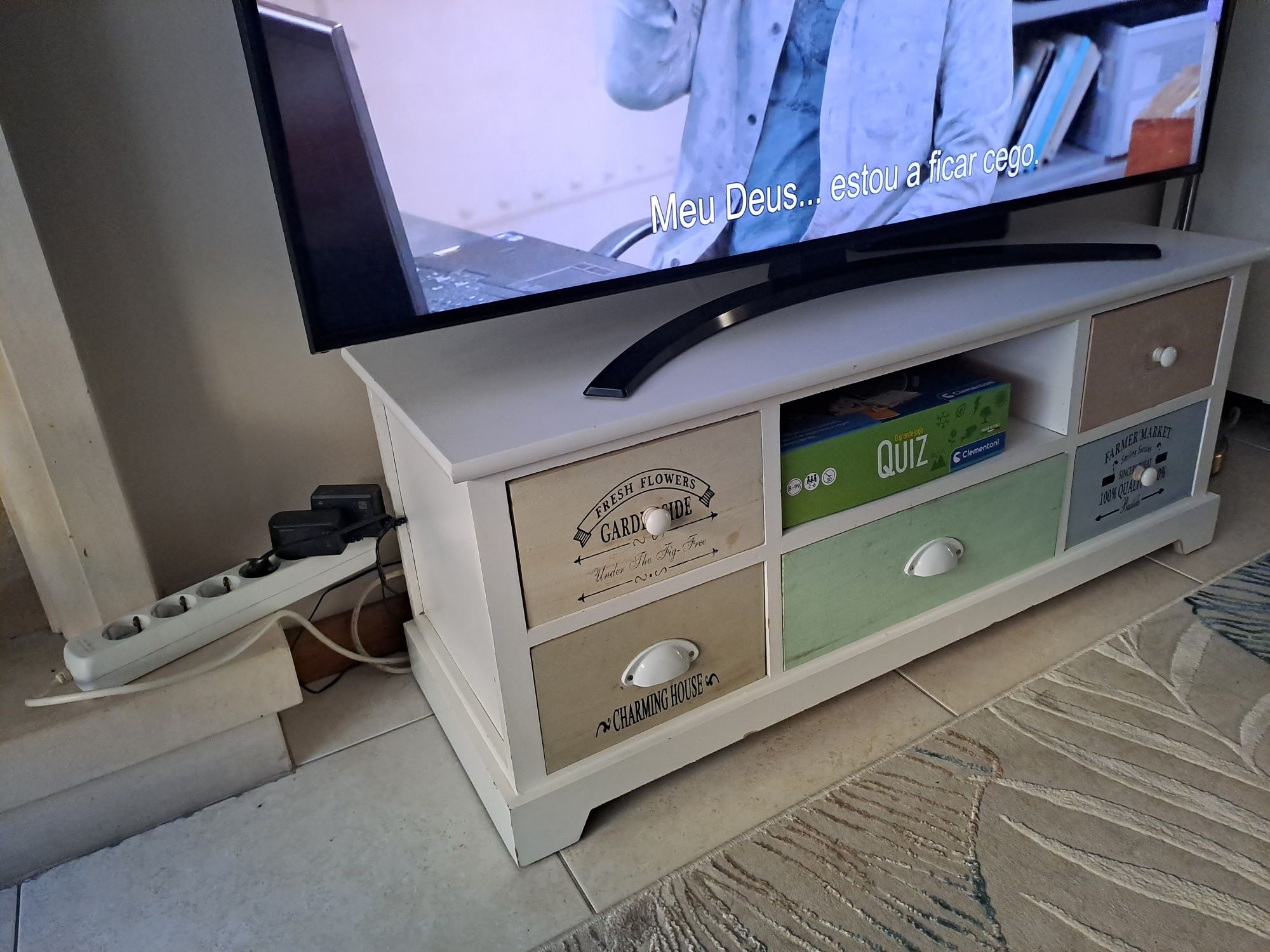 Movel tv estilo francês