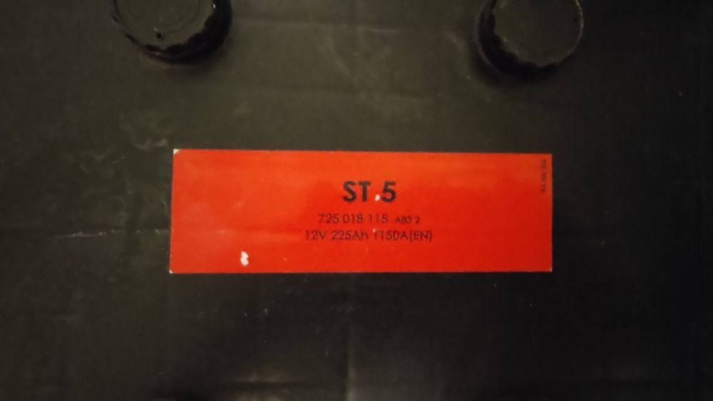 Аккумулятор  Safa 225 Ач-12 В