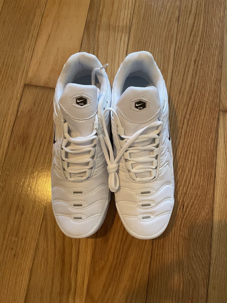 Nike Tn Brancos Falsos