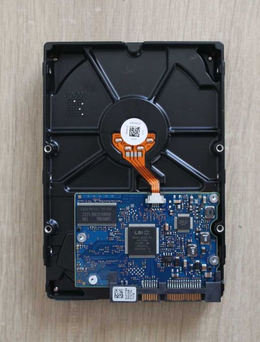 Dysk twardy Hitachi DeskStar HDS721025CLA682 250GB SATA II 3,5"