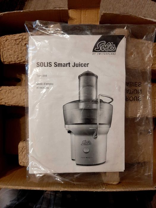 Соковижималка SOLIS.