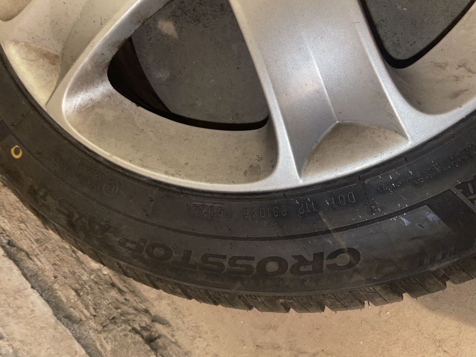 Kola 17 cali z oponami wielosezonowymi Peugeot 407