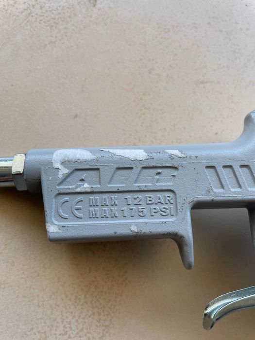 Manipulo Compressor