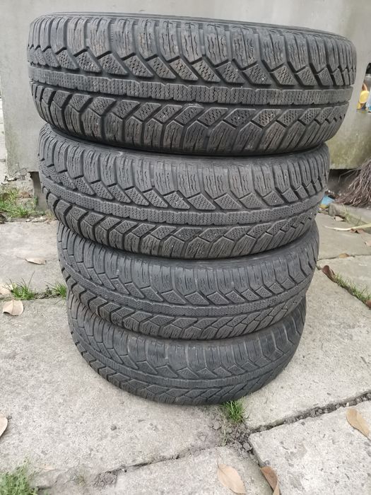 Продам шини 165*60 R15