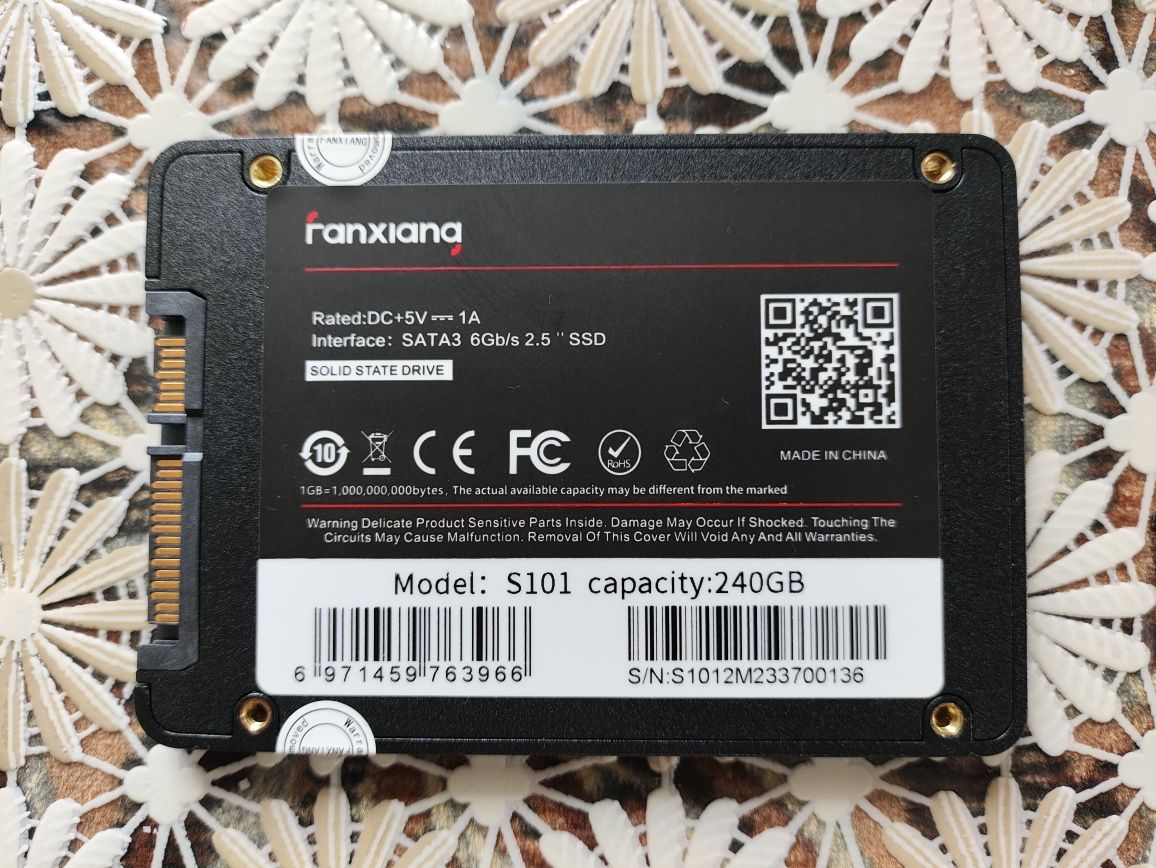 Продам 2.5" SATAIII SSD Fanxiang S101 на 240 GB