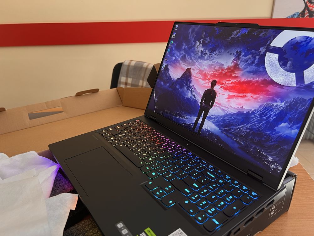 Legion 7pro i9-13900hx Rtx 4080 ddr5-32 ssd 1000