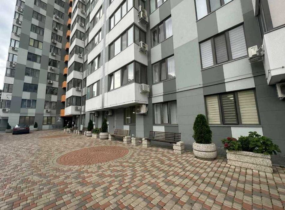 Продам 1 комнатную квартиру в ЖК Мандарин, расположен по ул. Канатной